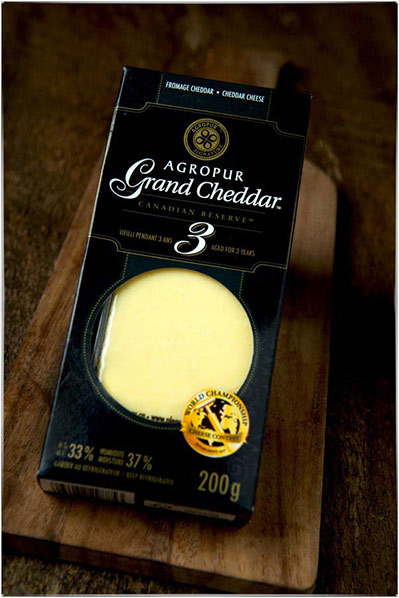 Vignette Agropur Grand Cheddar 3 ans